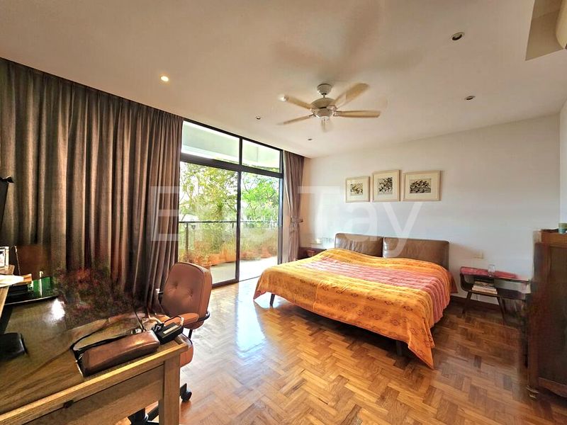 4 Bed Condo for Sale in  Regency Park - Image 5